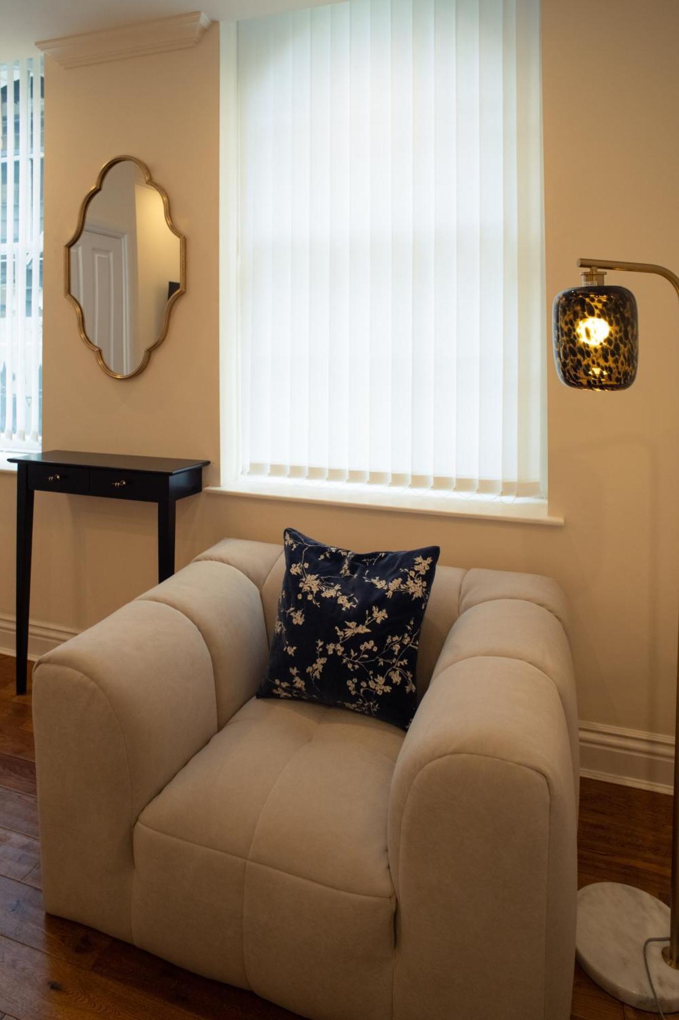Apartment Mayfair Galleria Lv 8 *