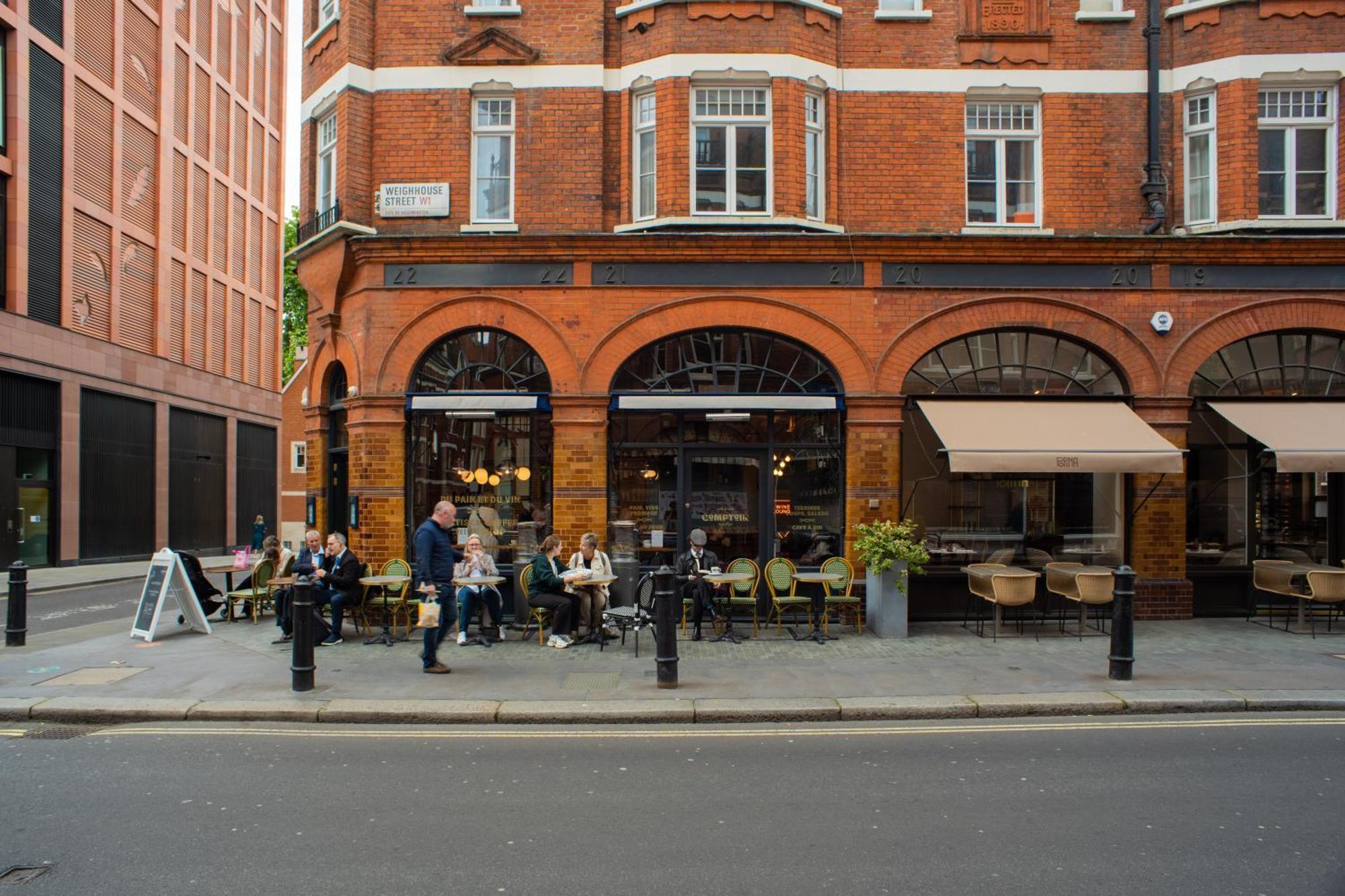 Mayfair Galleria Lv 8 Apartment London