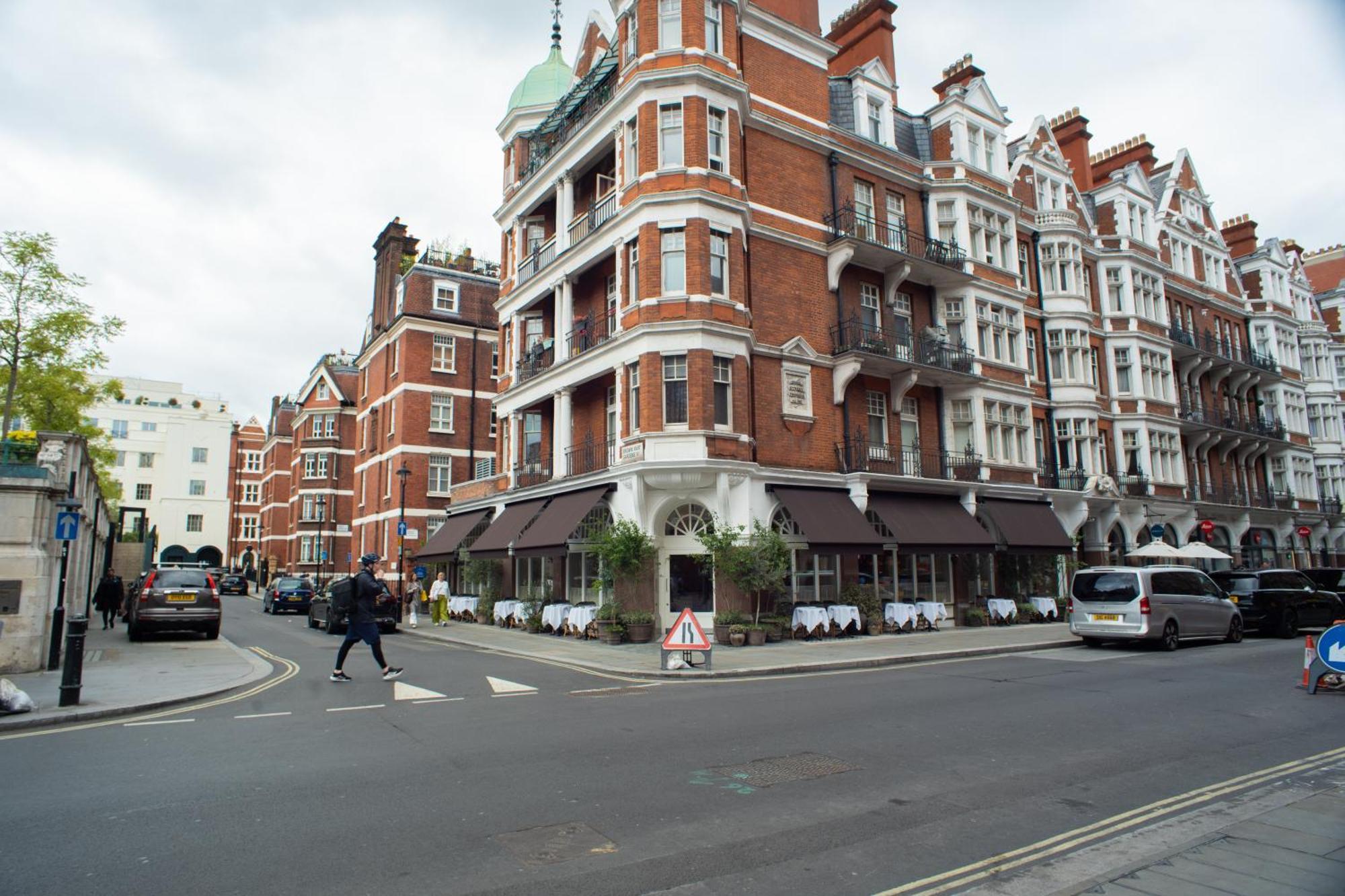 Apartment Mayfair Galleria Lv 8 *